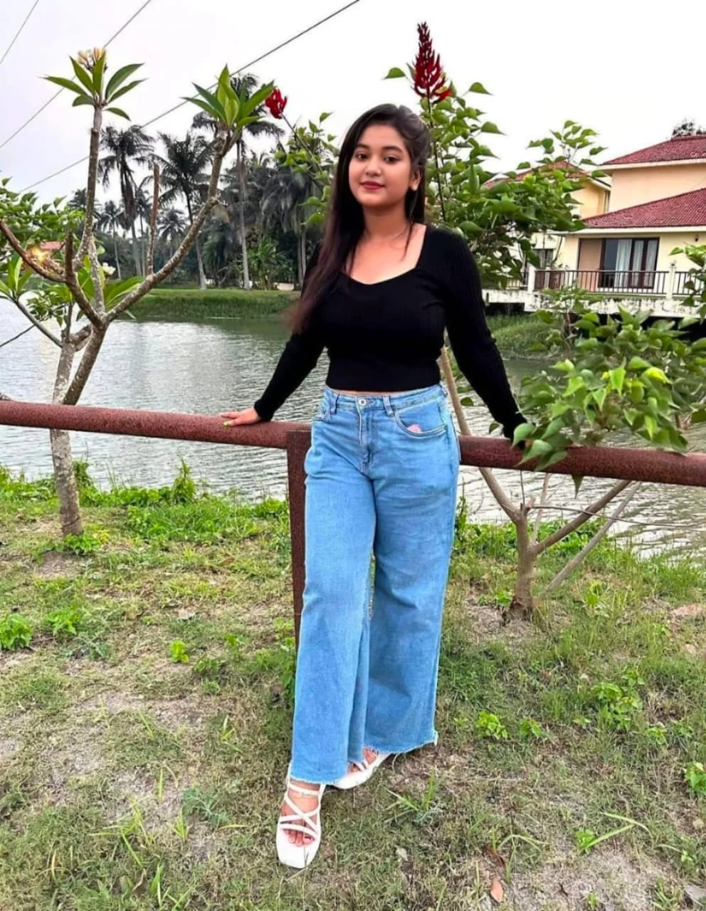 I am a new arrival college escort girl in Manipur, My meetings are really hot, and my discretion is total